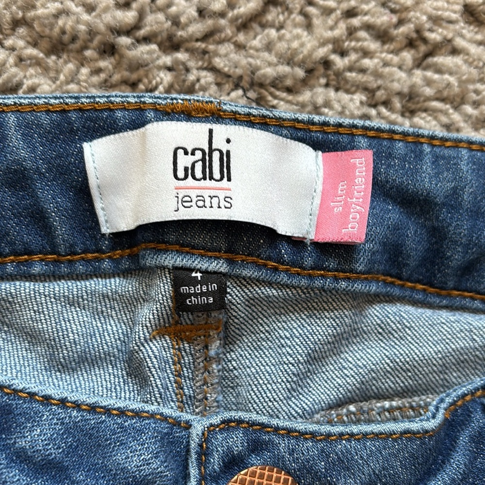 Cabi Slim Boyfriend Lightwash Blue Women's Jeans - Picture 5 of 13